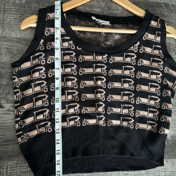 Vintage 60s-70s Bagatelle Made in England Black and Tan Truck Motif Novelty Vest - Picture 10 of 10